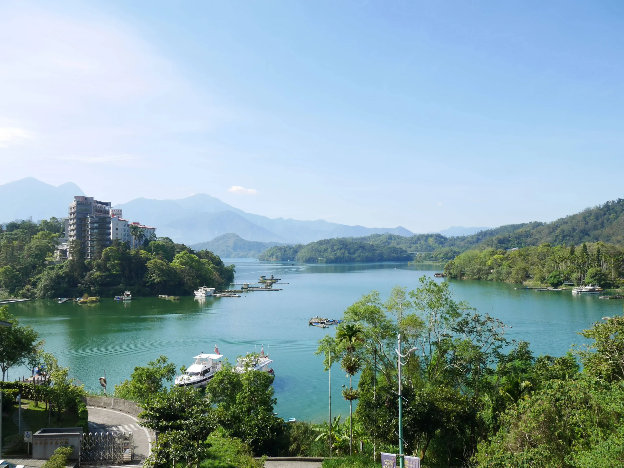 承式旅行｜日月潭樂齡慢活旅行，3大洗滌心靈的廟宇美景